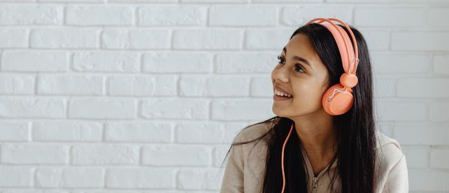 Cómo mejorar tu listening en inglés cuando parece que no entiendes nada